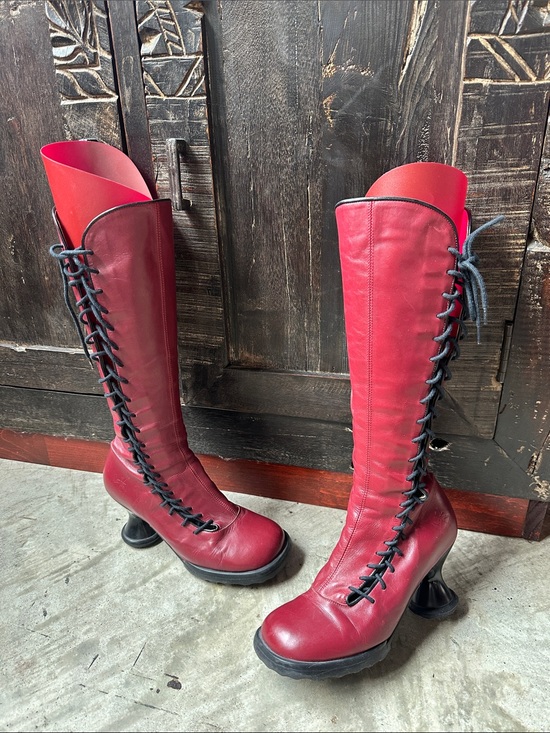 John Fluevog Shoes - Rare John Fluevog Red Sugars Lace-Up Knee Boots with Sculpted Heels